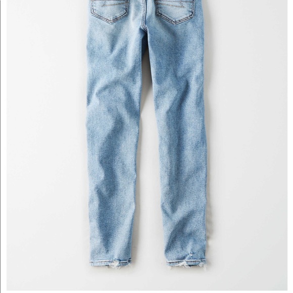 American Eagle Outfitters Denim - American Eagle Stretch Mom Jeans - highwaisted